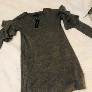 Romeo & Juliet Couture Tops - NWT! Ruffle sleeve sweater dress/tunic! Romeo & Juliet Couture Tops - NWT! Ruffle sleeve sweater dress/tunic!